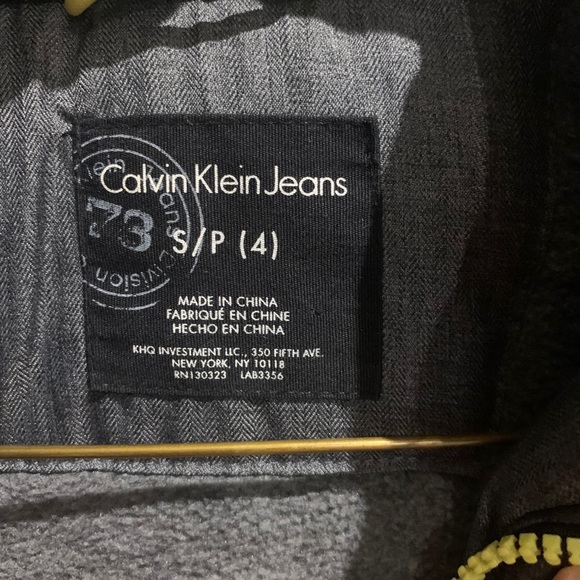 Boy's jacket Calvin Klein - Picture 2 of 4